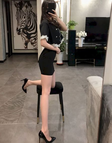 中出不戴胸罩的女邻居_超清动漫在线观看