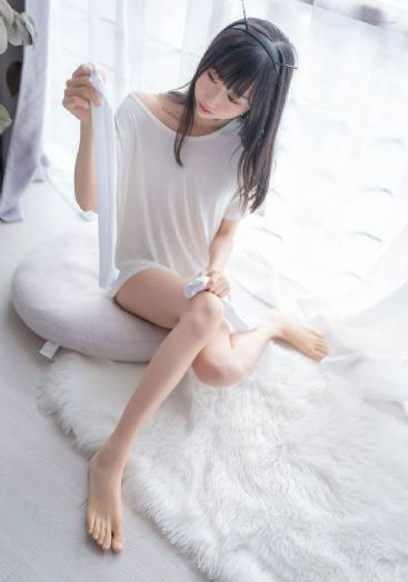 年轻妻子的朋友_中英字幕1080