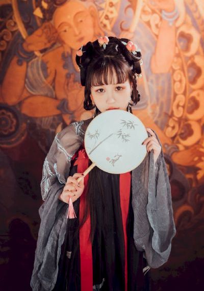 《相亲对象是强硬的问题少年》_免费高清在线观看
