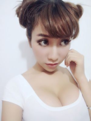 欧美骚老妇_BD电视剧在线观看